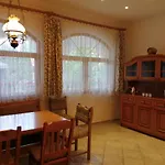 Gesztenye Vendeghaz Lägenhet *