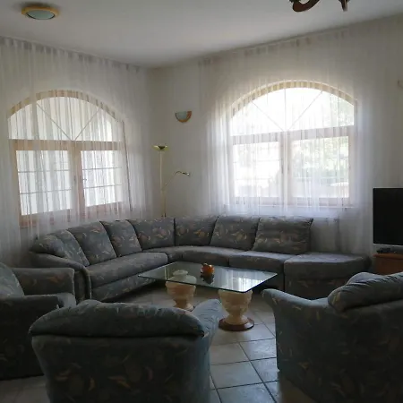 公寓 Gesztenye Vendeghaz Ságvár