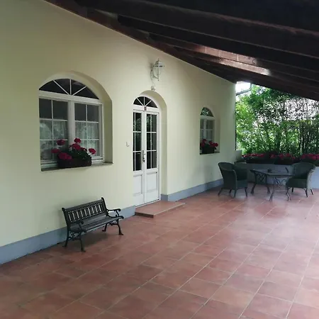 公寓 Gesztenye Vendeghaz Ságvár