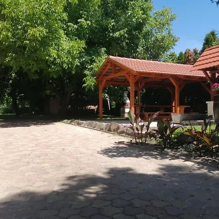 Διαμέρισμα Gesztenye Vendeghaz