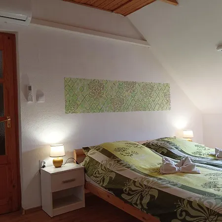 Gesztenye Vendeghaz