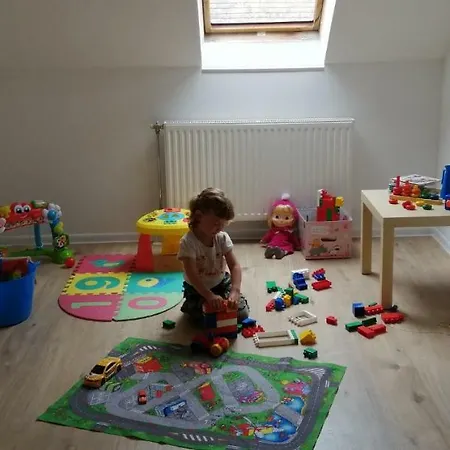 Lägenhet Gesztenye Vendeghaz