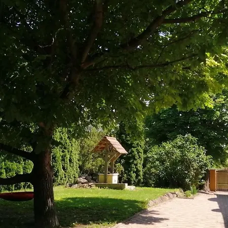 Gesztenye Vendeghaz 公寓 *