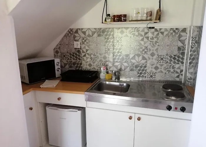 Gesztenye Vendeghaz * Ságvár