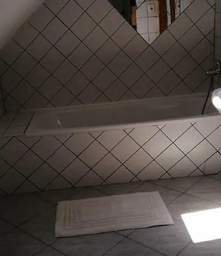 Gesztenye Vendeghaz Apartament Ságvár